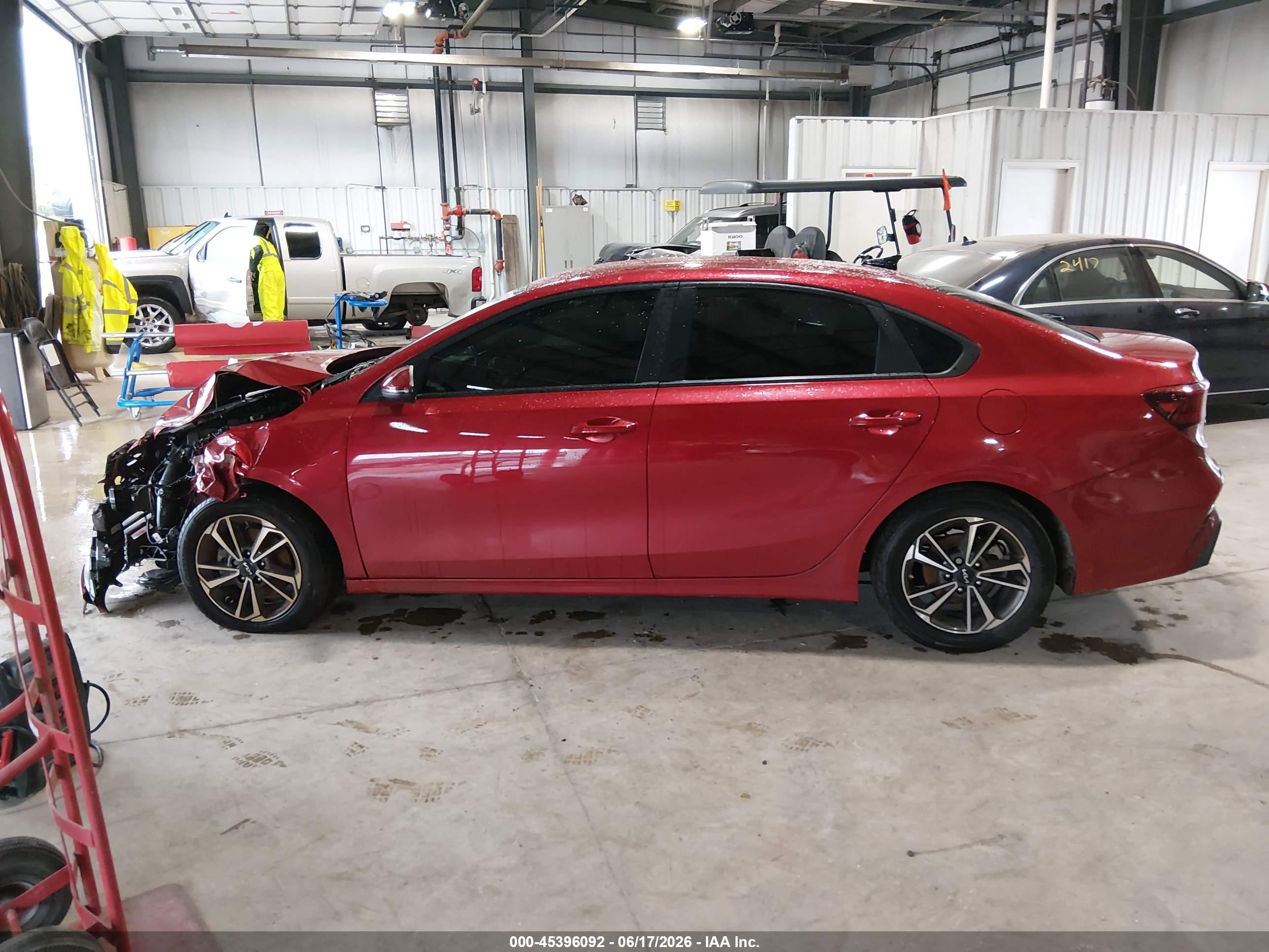 2023 KIA FORTE LXS