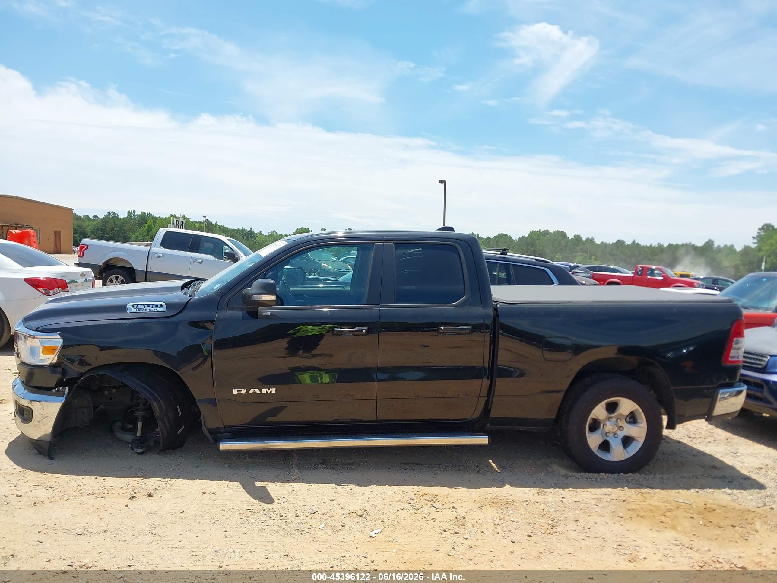 2021 RAM 1500 BIG HORN  4X2 6'4 BOX