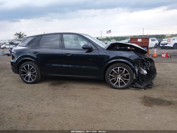 2019 PORSCHE CAYENNE S