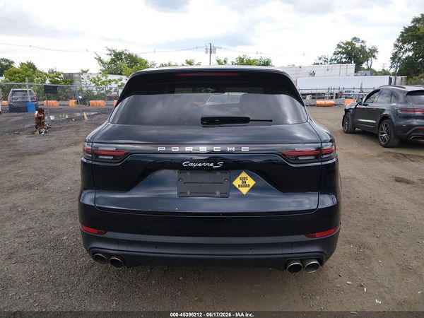 2019 PORSCHE CAYENNE S