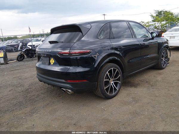2019 PORSCHE CAYENNE S