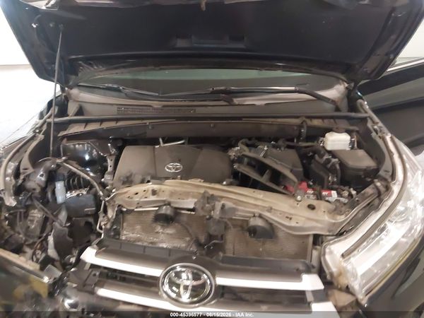 2018 TOYOTA HIGHLANDER XLE