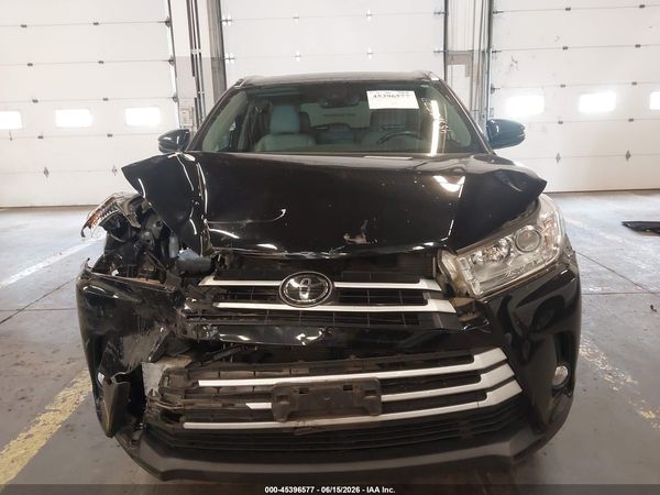 2018 TOYOTA HIGHLANDER XLE