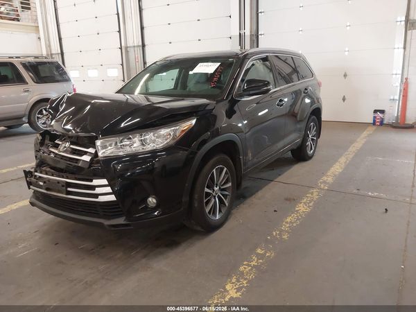 2018 TOYOTA HIGHLANDER XLE
