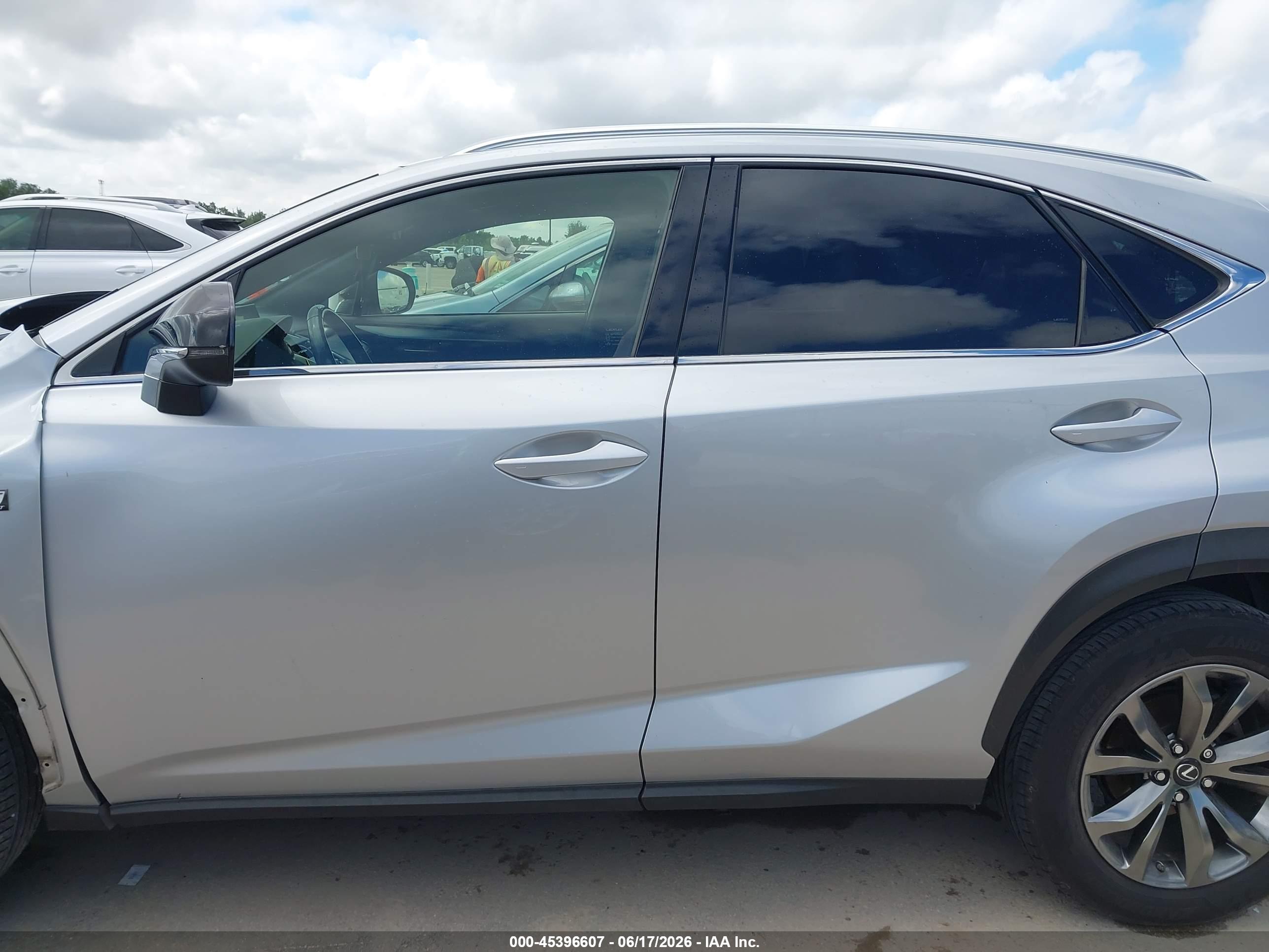 2016 LEXUS NX 200T F SPORT