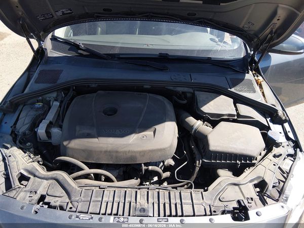 2017 VOLVO S60 T5 DYNAMIC