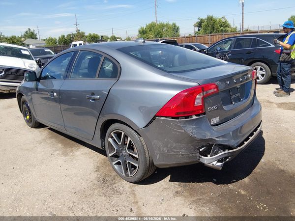 2017 VOLVO S60 T5 DYNAMIC