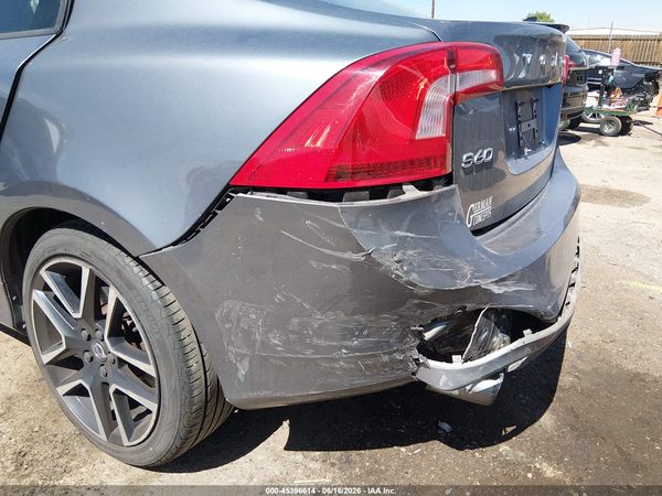 2017 VOLVO S60 T5 DYNAMIC