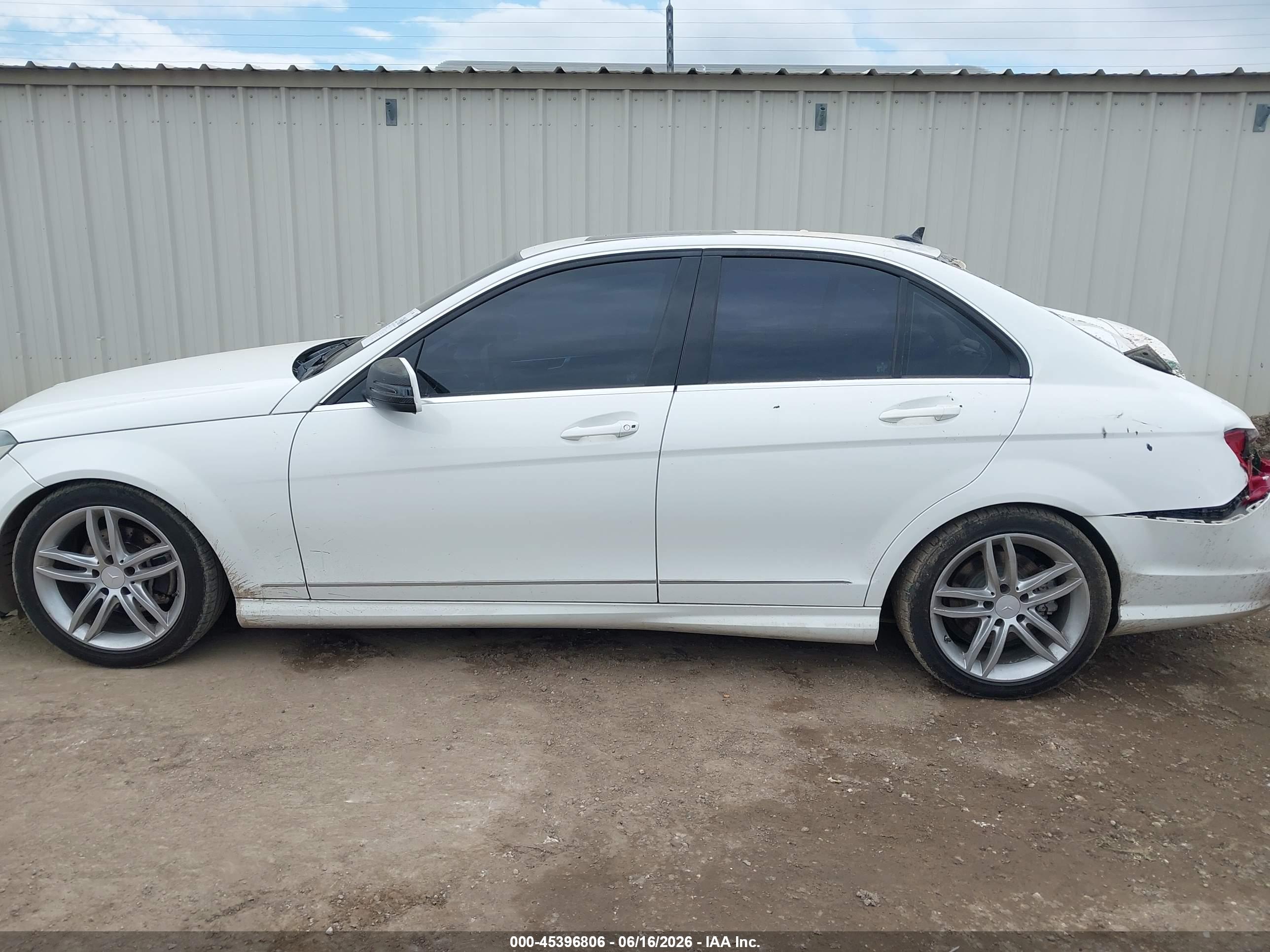 2014 MERCEDES-BENZ C 250 C250