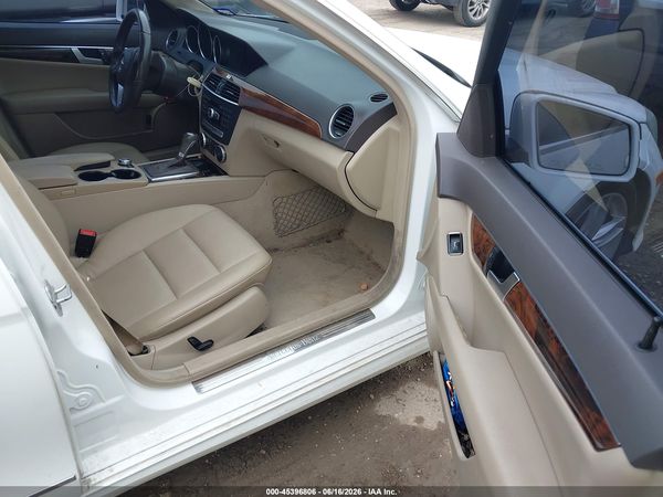 2014 MERCEDES-BENZ C 250 C250