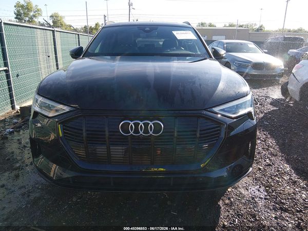 2022 AUDI E-TRON PREMIUM PLUS QUATTRO