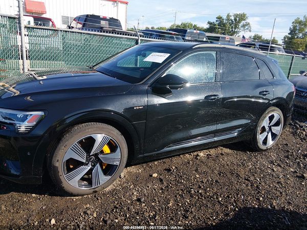 2022 AUDI E-TRON PREMIUM PLUS QUATTRO