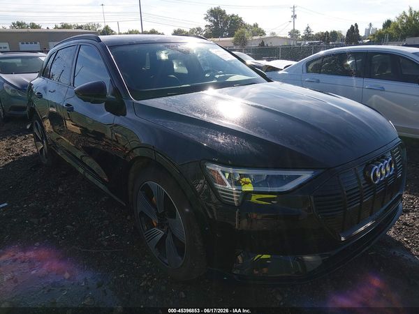 2022 AUDI E-TRON PREMIUM PLUS QUATTRO