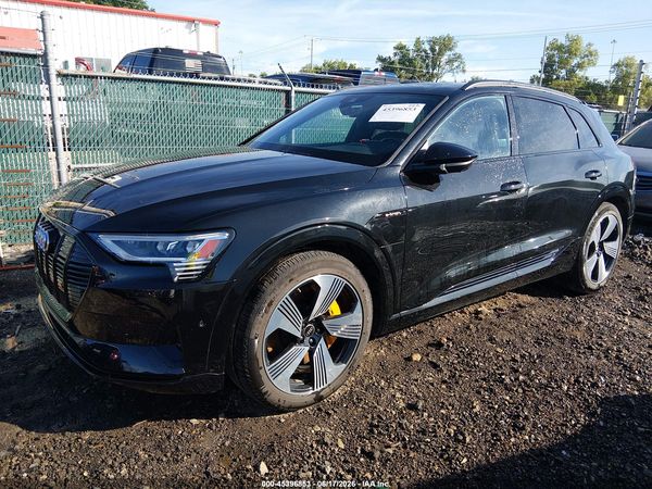 2022 AUDI E-TRON PREMIUM PLUS QUATTRO