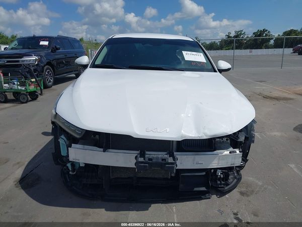 2022 KIA K5 LXS