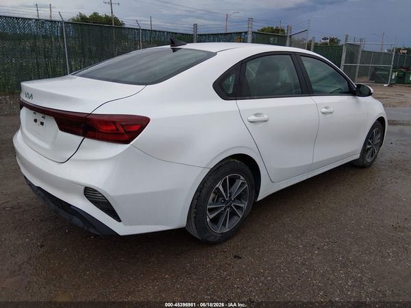 2024 KIA FORTE LXS