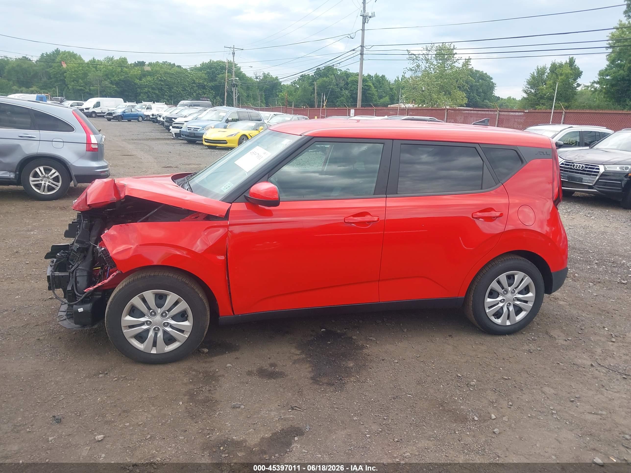 2022 KIA SOUL LX