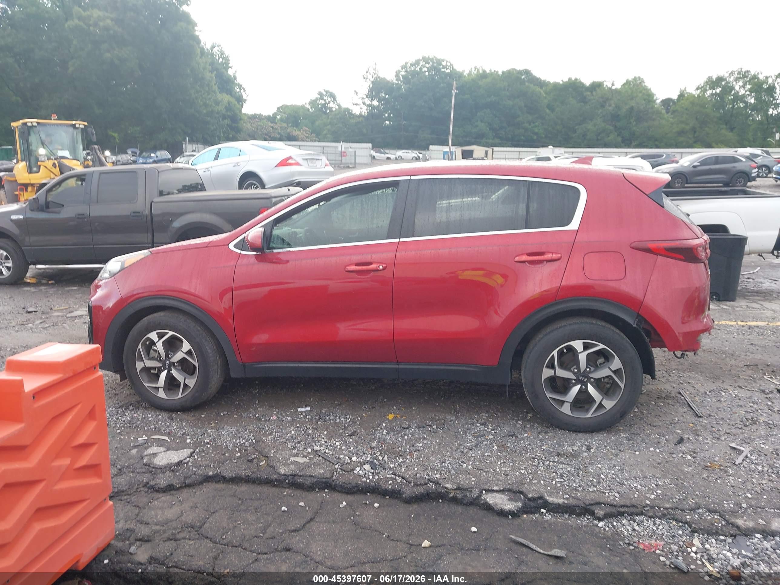 2022 KIA SPORTAGE LX