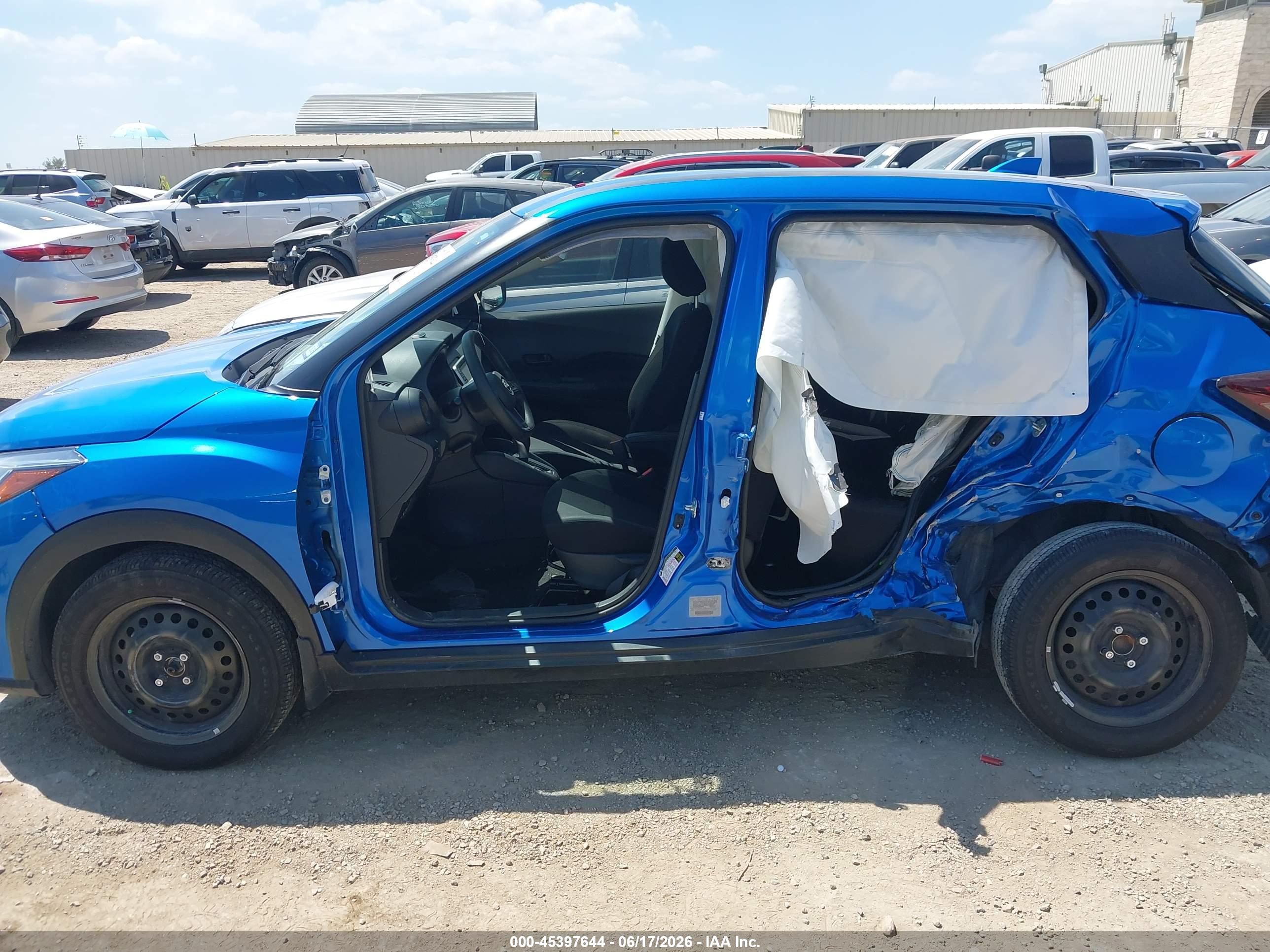 2024 NISSAN KICKS S XTRONIC CVT