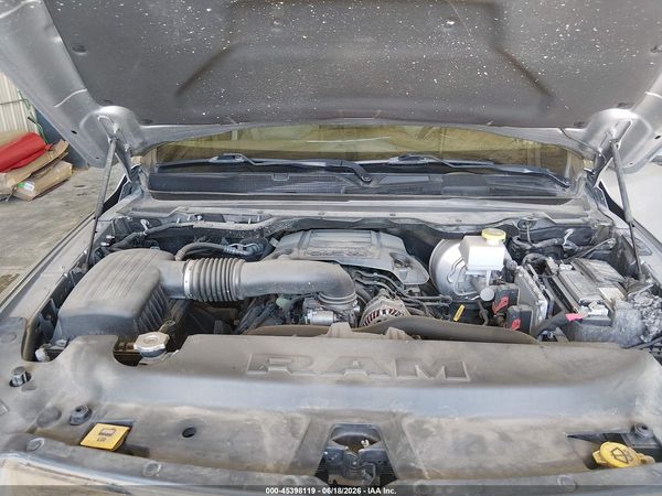 2020 RAM 1500 LARAMIE  4X4 6'4 BOX
