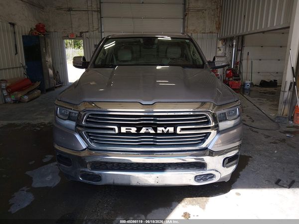 2020 RAM 1500 LARAMIE  4X4 6'4 BOX