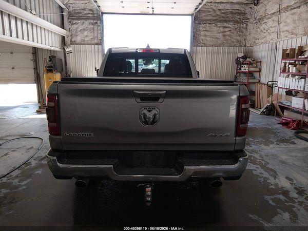 2020 RAM 1500 LARAMIE  4X4 6'4 BOX