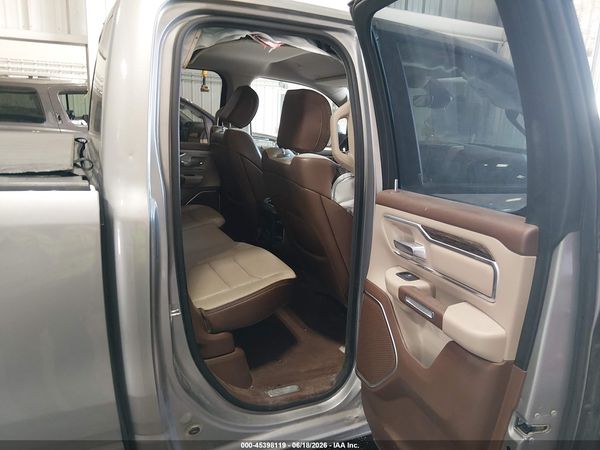 2020 RAM 1500 LARAMIE  4X4 6'4 BOX