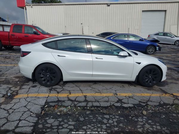 2021 TESLA MODEL 3