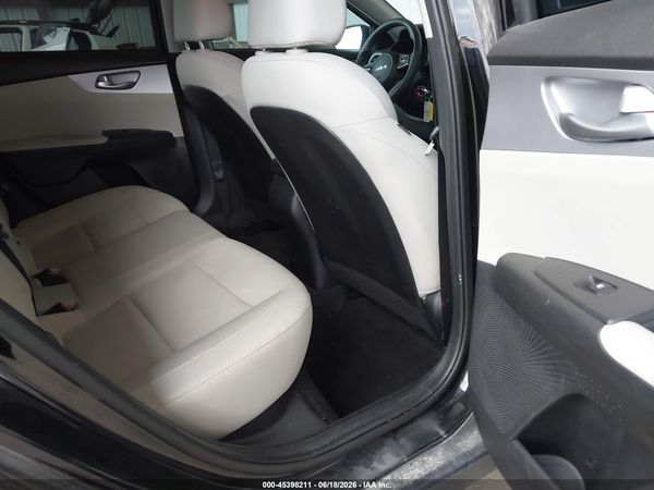2023 KIA FORTE LXS
