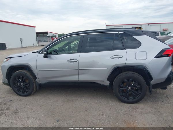 2025 TOYOTA RAV4 HYBRID XSE