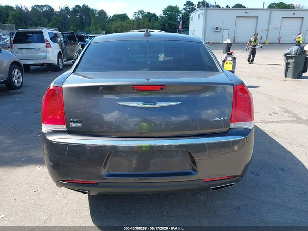 2018 CHRYSLER 300 LIMITED AWD — I119