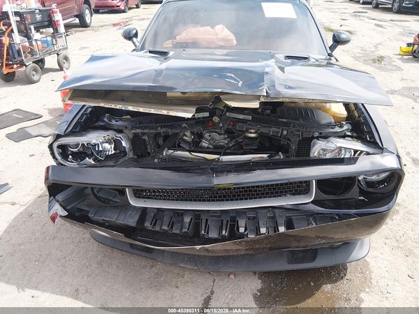 2013 DODGE CHALLENGER SRT8