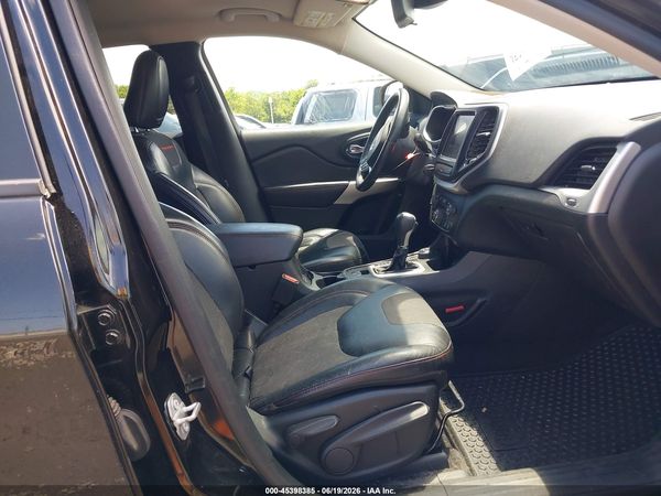 2017 JEEP CHEROKEE TRAILHAWK 4X4
