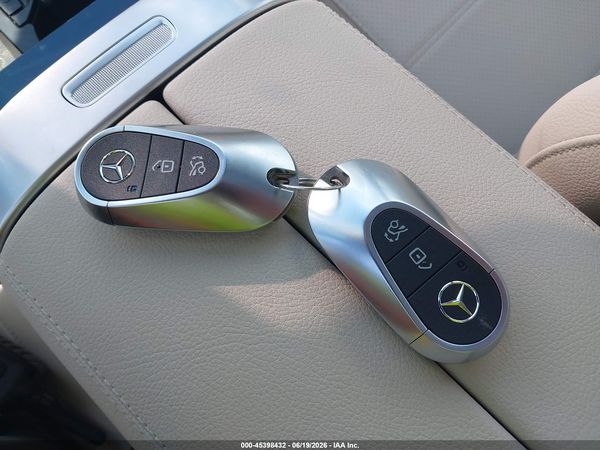 2025 MERCEDES-BENZ C 300 C300 4MATIC