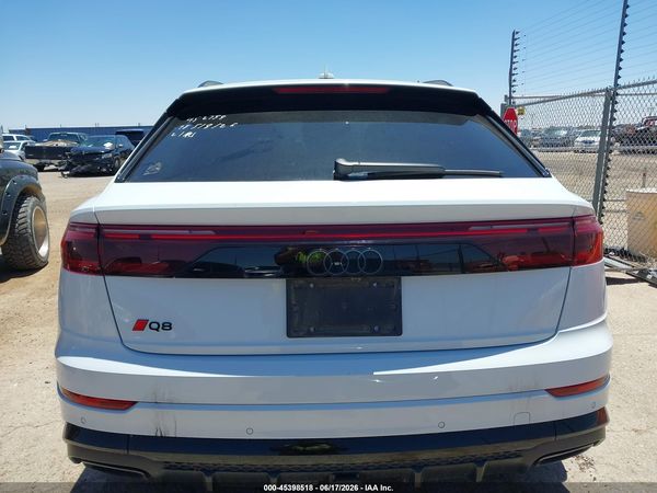 2025 AUDI Q8