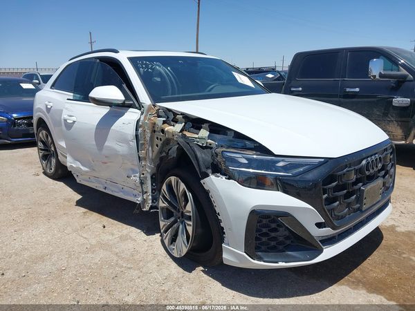 2025 AUDI Q8