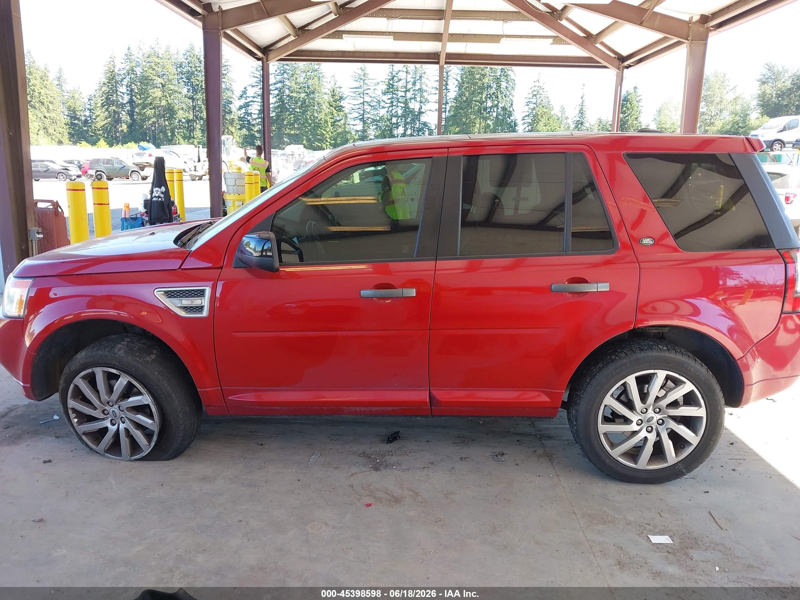2012 LAND ROVER LR2 HSE