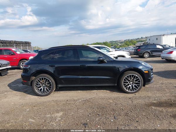 2019 PORSCHE MACAN