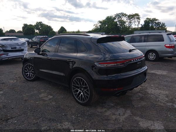2019 PORSCHE MACAN