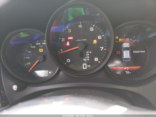 2019 PORSCHE MACAN