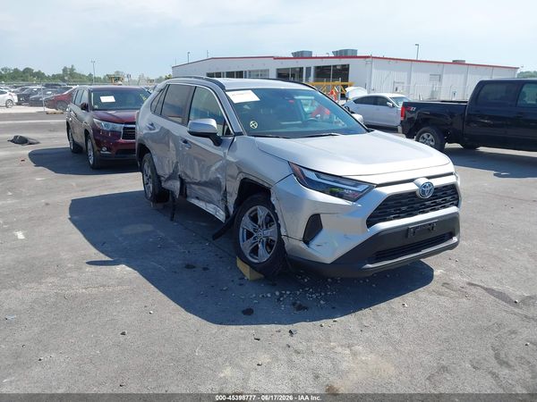 2024 TOYOTA RAV4 HYBRID XLE