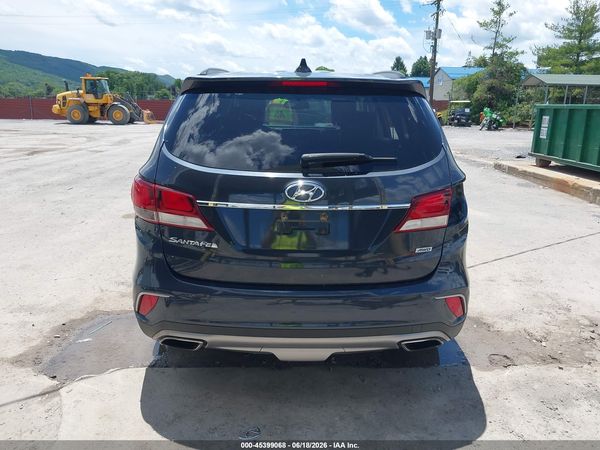 2017 HYUNDAI SANTA FE SE