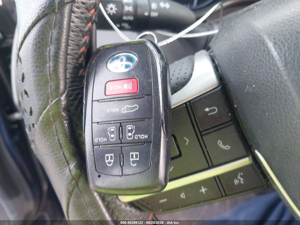 2022 TOYOTA SIENNA XSE — I11