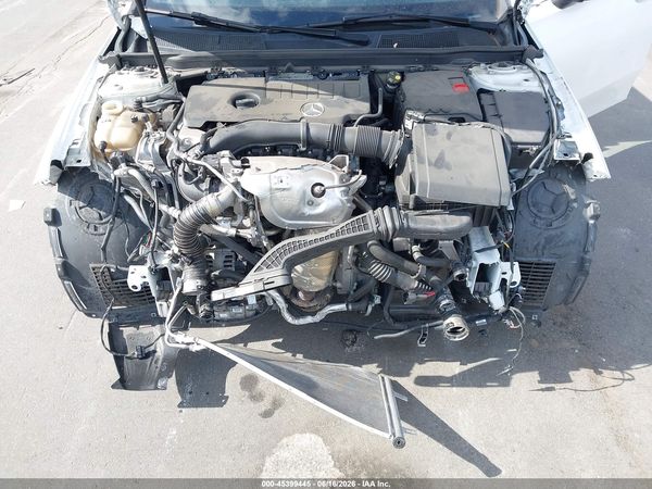 2020 MERCEDES-BENZ A 220 A220