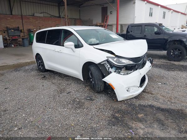 2019 CHRYSLER PACIFICA TOURING PLUS