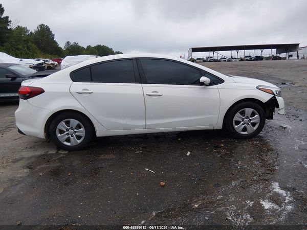 2017 KIA FORTE LX