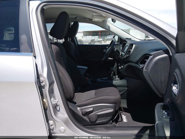 2019 JEEP CHEROKEE LATITUDE 4X4