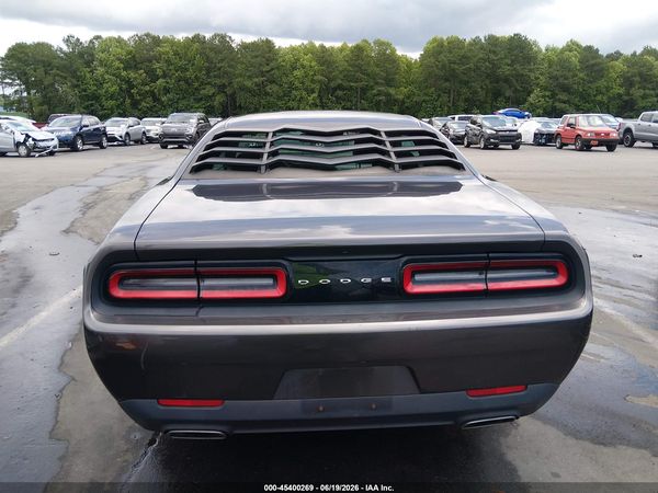 2016 DODGE CHALLENGER SXT