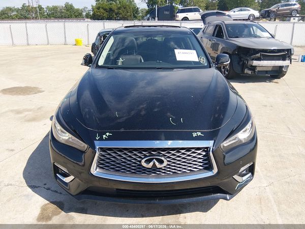 2022 INFINITI Q50 LUXE AWD