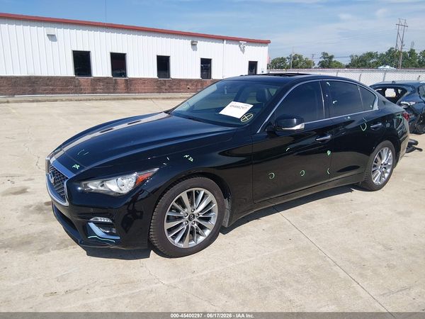 2022 INFINITI Q50 LUXE AWD